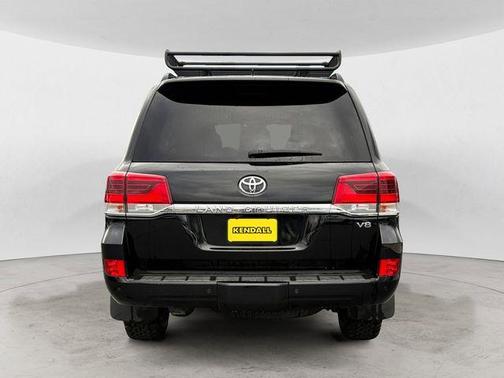 Midnight Black Metallic 2020 Toyota Land Cruiser