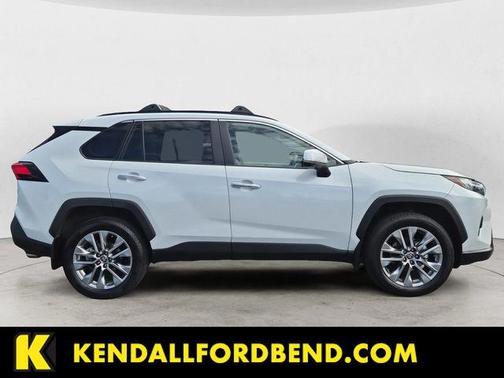 Pearl 2025 Toyota RAV4 Limited