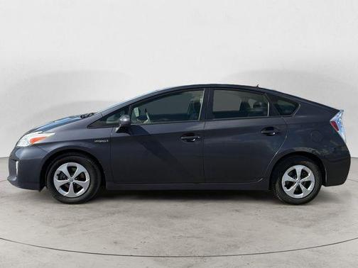 Winter Gray Metallic 2015 Toyota Prius Two