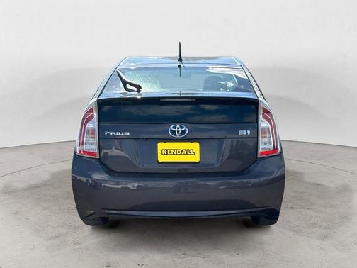 Winter Gray Metallic 2015 Toyota Prius Two