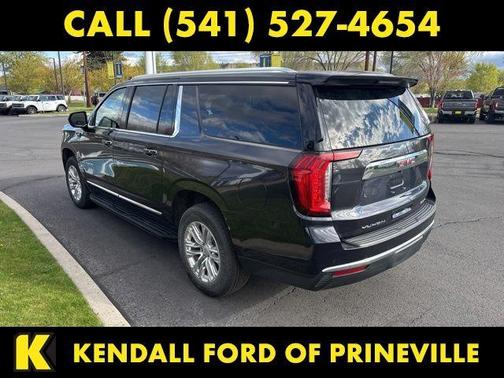 Titanium 2023 GMC Yukon XL SLT