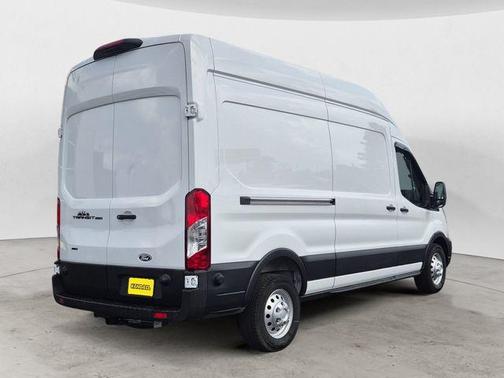Oxford White 2026 Ford Transit-250 Base