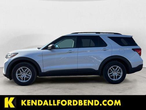 White Metallic 2026 Ford Explorer Active
