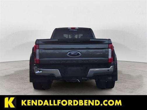 2017 Ford F-450 Lariat