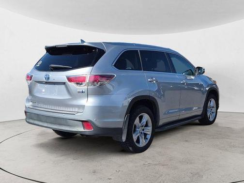 Silver Sky Metallic 2014 Toyota Highlander Hybrid Limited