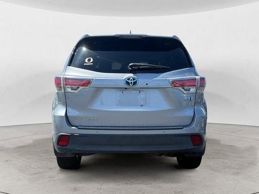 Silver Sky Metallic 2014 Toyota Highlander Hybrid Limited