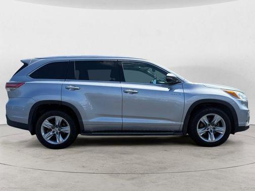 Silver Sky Metallic 2014 Toyota Highlander Hybrid Limited