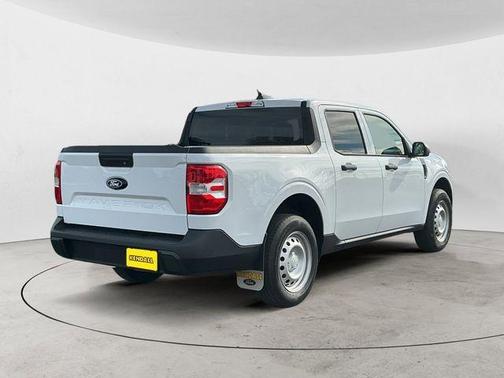 Oxford White 2025 Ford Maverick XL