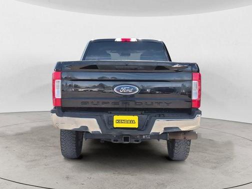 Black Metallic 2019 Ford F-250 XL