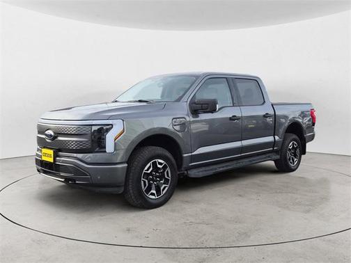 2023 Ford F-150 Lightning XLT