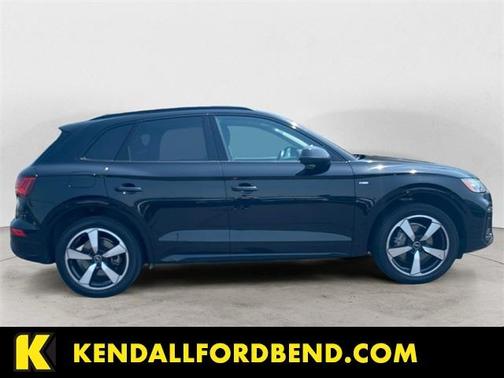2023 Audi Q5 45 S line quattro Premium