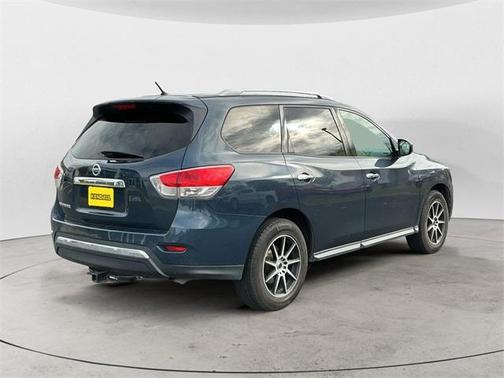 2016 Nissan Pathfinder S