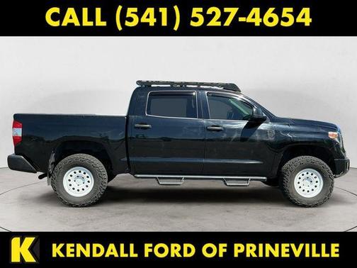 Midnight Black Metallic 2018 Toyota Tundra SR5