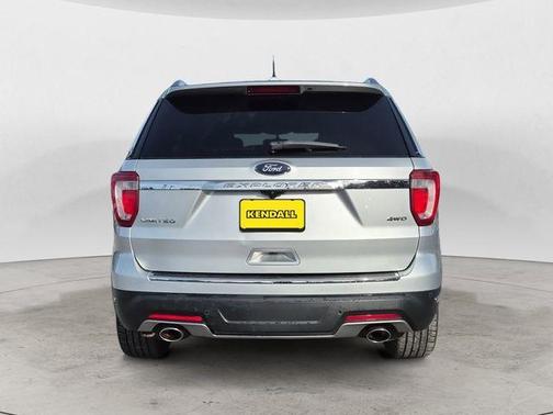 Ingot Silver 2018 Ford Explorer Limited