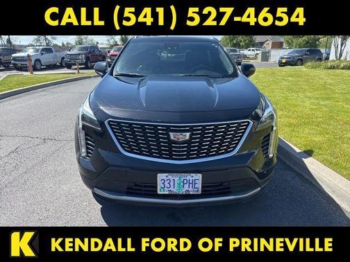 Black Metallic 2019 Cadillac XT4 Luxury