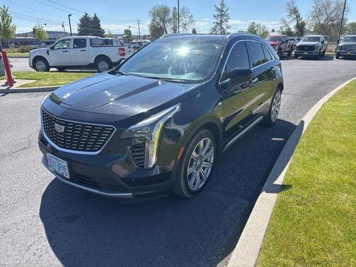 Black Metallic 2019 Cadillac XT4 Luxury