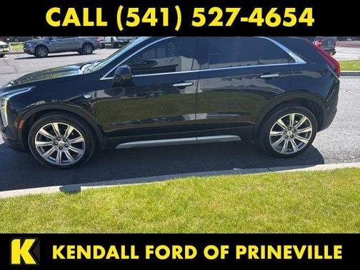 Black Metallic 2019 Cadillac XT4 Luxury