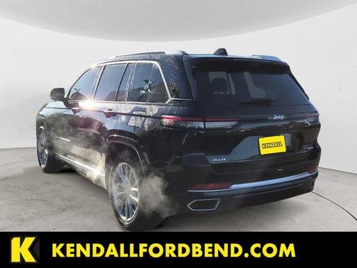 2023 Jeep Grand Cherokee Summit