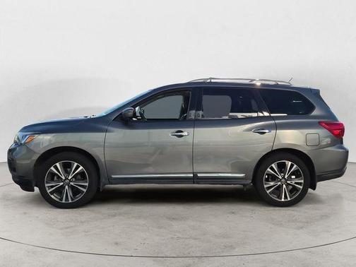 Gun Metallic 2018 Nissan Pathfinder Platinum