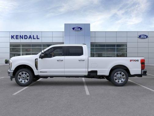 White Metallic 2026 Ford F-350 Lariat Super Duty