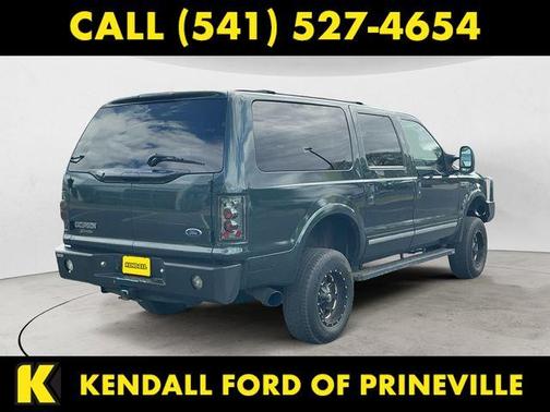 Green 2002 Ford Excursion Limited