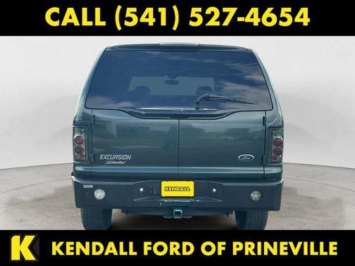 Green 2002 Ford Excursion Limited