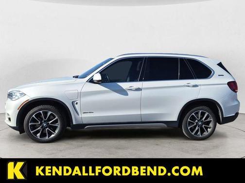 White Metallic 2018 BMW X5 eDrive xDrive40e