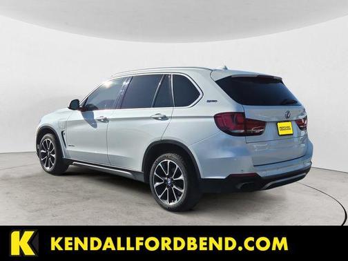 White Metallic 2018 BMW X5 eDrive xDrive40e