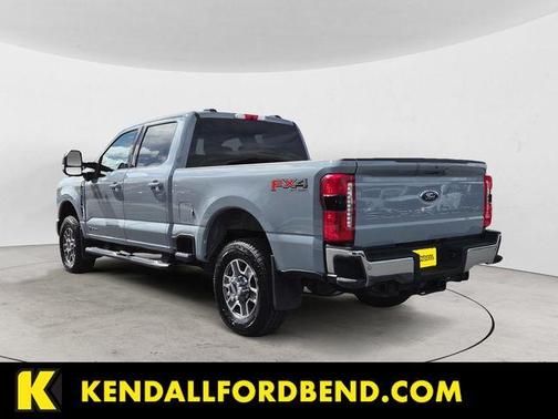 GLACIAR 2025 Ford F-350 Lariat Super Duty