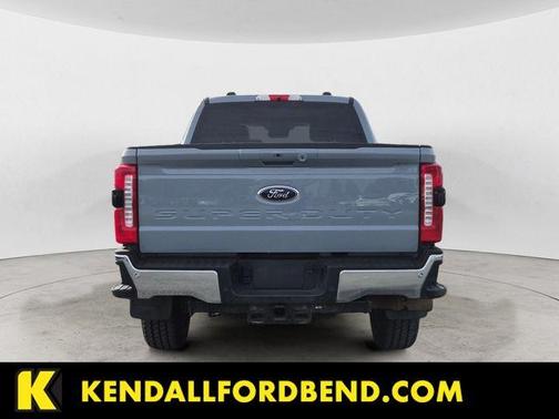 GLACIAR 2025 Ford F-350 Lariat Super Duty