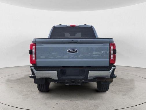 2025 Ford F-350 Lariat Super Duty