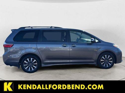 Predawn Gray Mica 2018 Toyota Sienna Limited Premium
