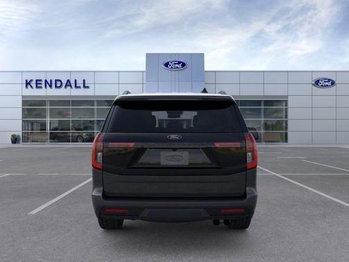 Gray Metallic 2026 Ford Expedition Tremor