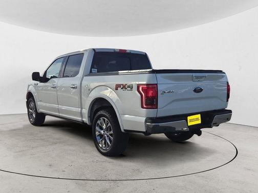 White Platinum Clearcoat Metallic 2017 Ford F-150 Lariat