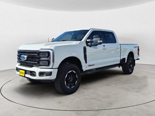 White Metallic 2025 Ford F-350 Platinum