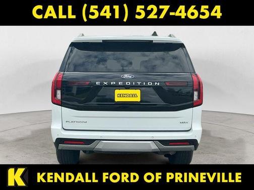 Oxford White 2025 Ford Expedition Max Platinum
