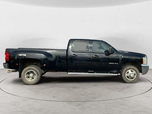 2009 Chevrolet Silverado 3500 LTZ Crew Cab