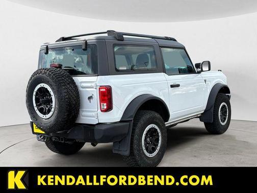 Oxford White 2023 Ford Bronco Base