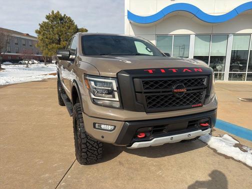 2022 Nissan Titan PRO-4X