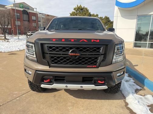 2022 Nissan Titan PRO-4X