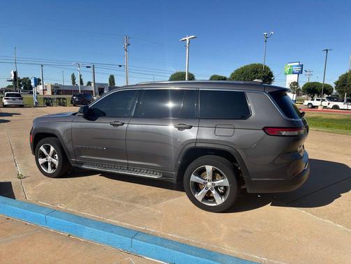 Baltic Gray Metallic Clearcoat 2022 Jeep Grand Cherokee L Limited