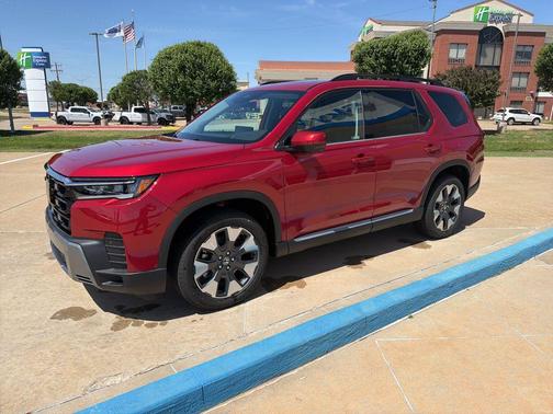 Radiant Red Metallic II 2026 Honda Pilot Elite