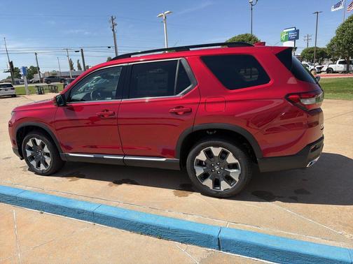 Radiant Red Metallic II 2026 Honda Pilot Elite