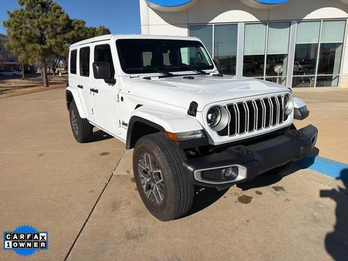 2025 Jeep Wrangler 4-Door Sahara 4x4