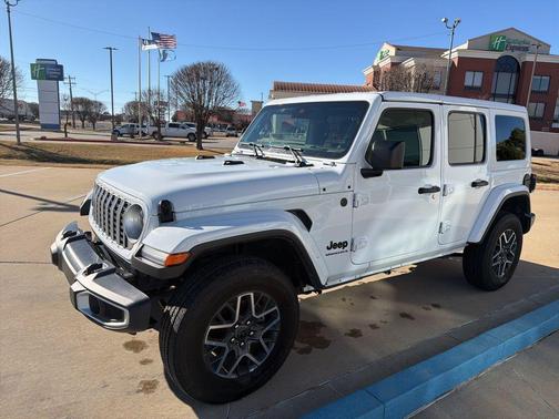 2025 Jeep Wrangler 4-Door Sahara 4x4