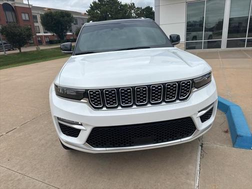 2024 Jeep Grand Cherokee Summit