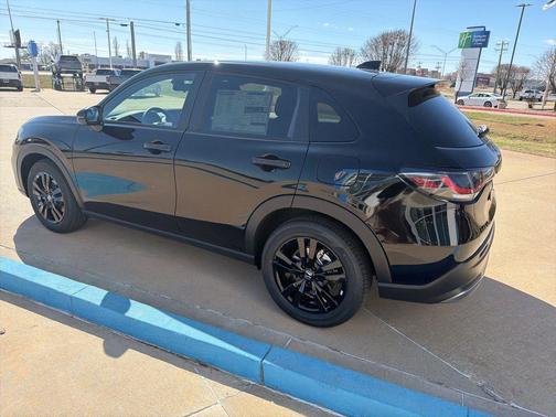 2026 Honda HR-V AWD Sport