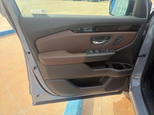 Sonic Gray Pearl 2026 Honda Pilot TrailSport