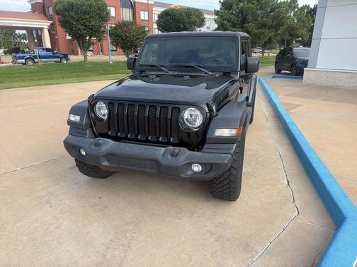 Black Clearcoat 2018 Jeep Wrangler Unlimited Sport