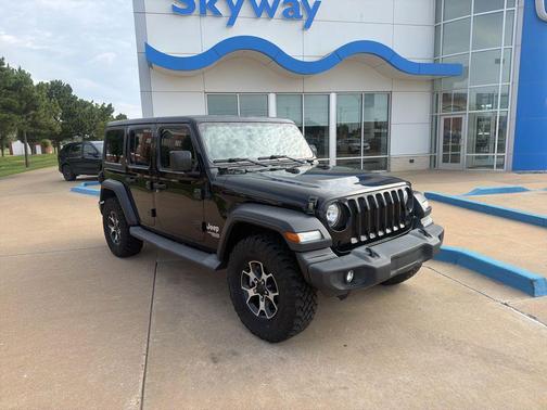 Black Clearcoat 2018 Jeep Wrangler Unlimited Sport